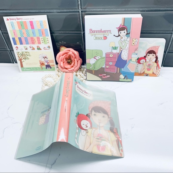 BERRY DIARY JOURNAL WEEKLY / MONTHLY FROM KOREA - Picture 15 of 16